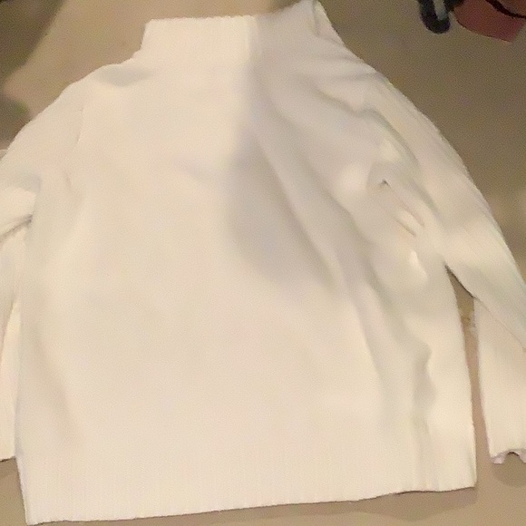 Jones New York sweater size 1X. - Picture 4 of 5